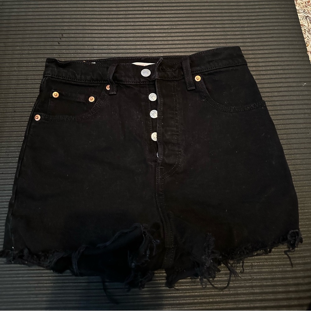 Levi’s ribcage shorts